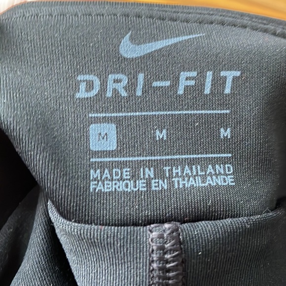 Nike skirt - Picture 4 of 4